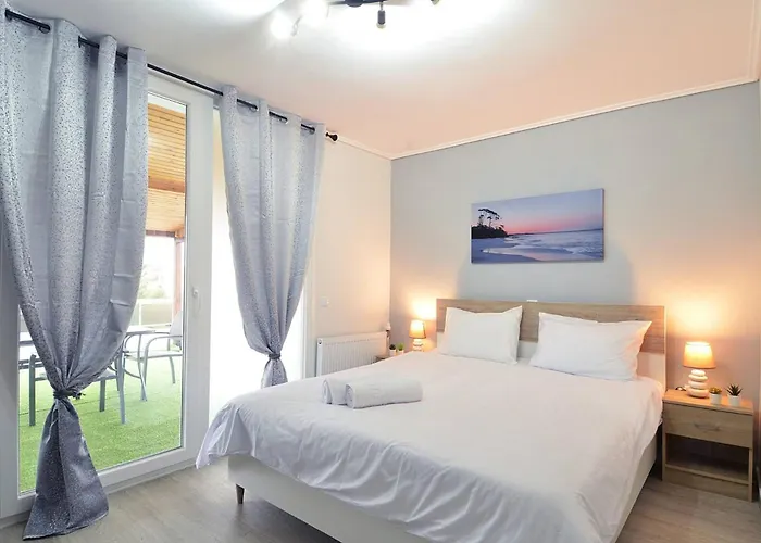 Agia Paraskevi, A Cozy And Minimal Retire